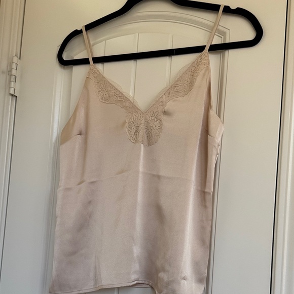 Express Tops - NWOT Express Cream Satin Lace V-Neck Cami Size XS
